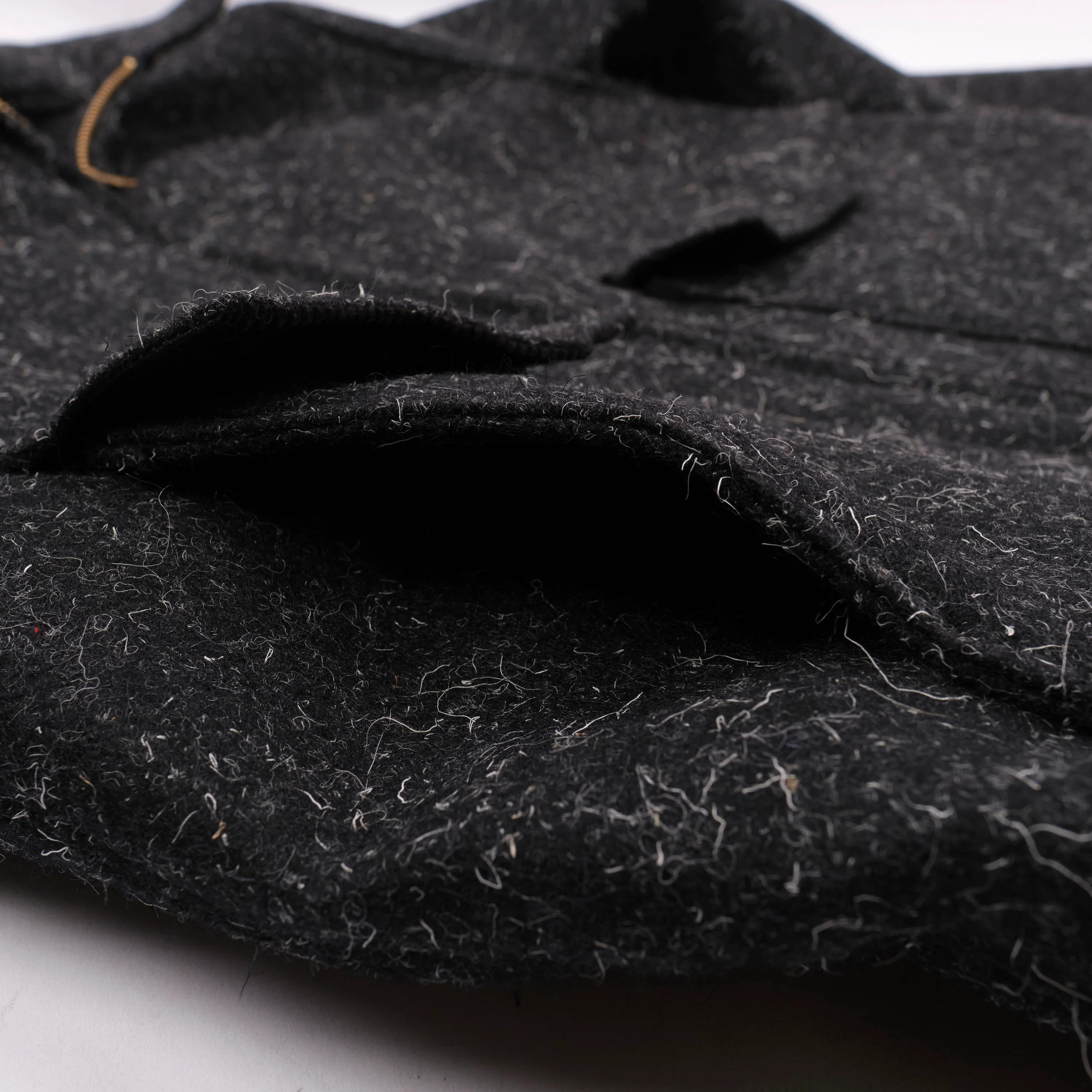 Alcorn Black Kemp Wool - Image 6
