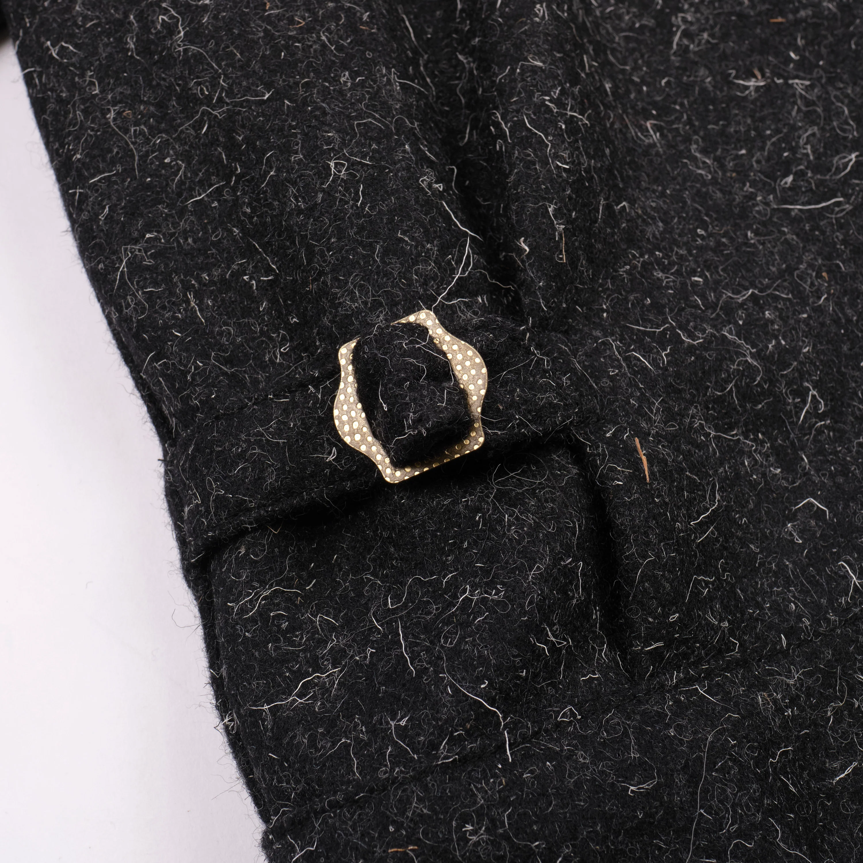 Alcorn Black Kemp Wool - Image 8