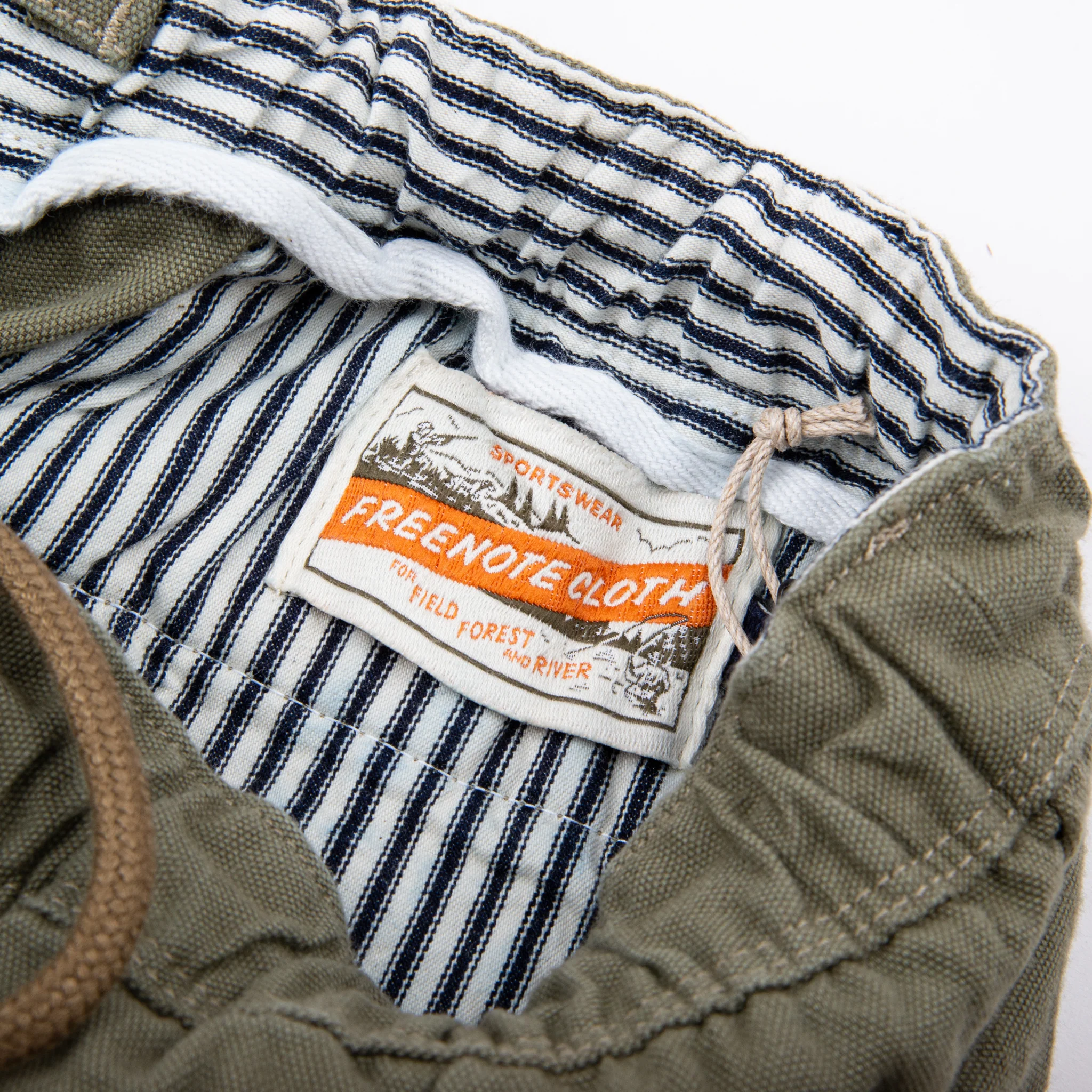 Deck Short Olive - Image 6