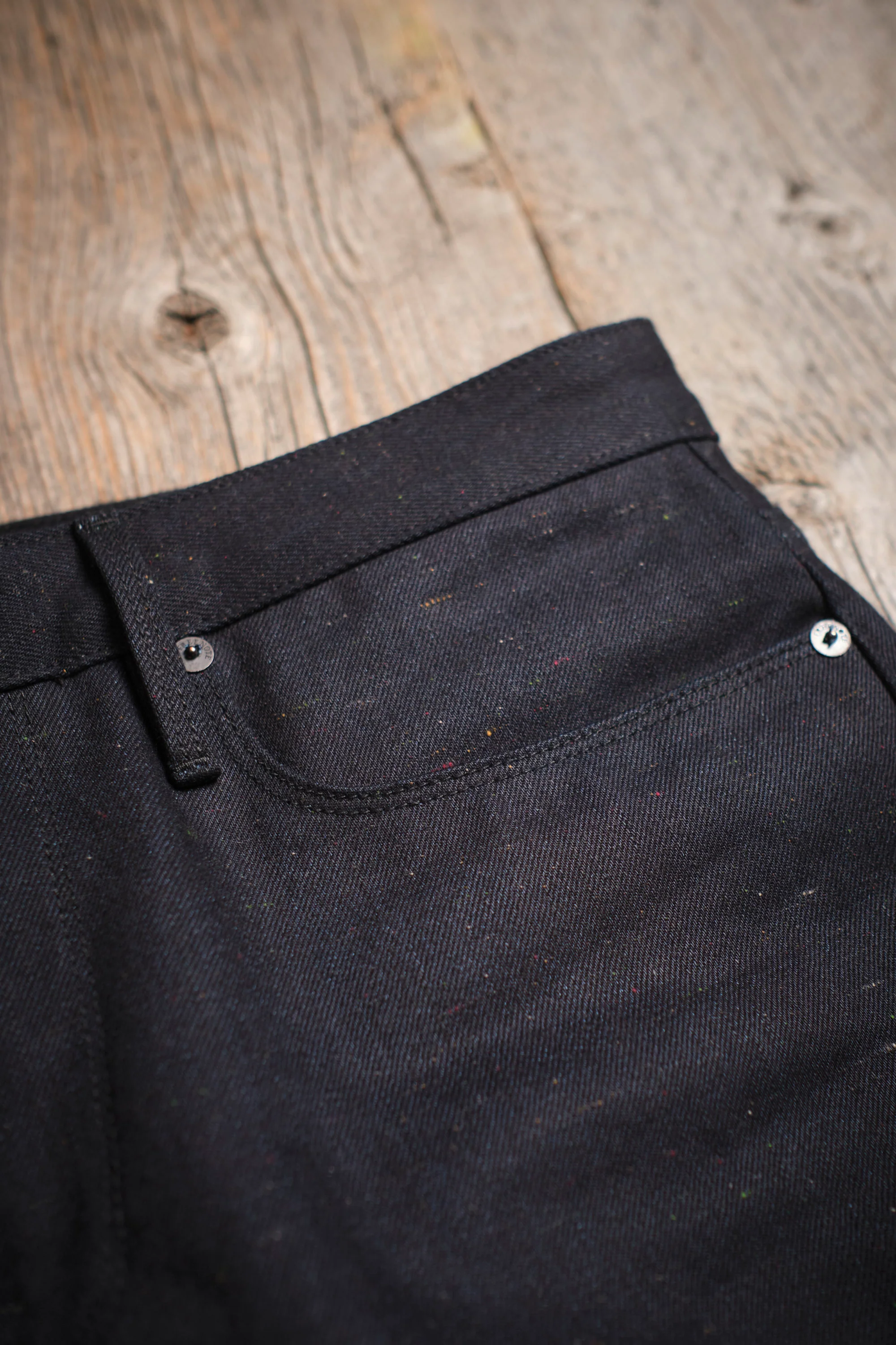 Portola 14 Ounce Raw Fleck Denim - Image 7