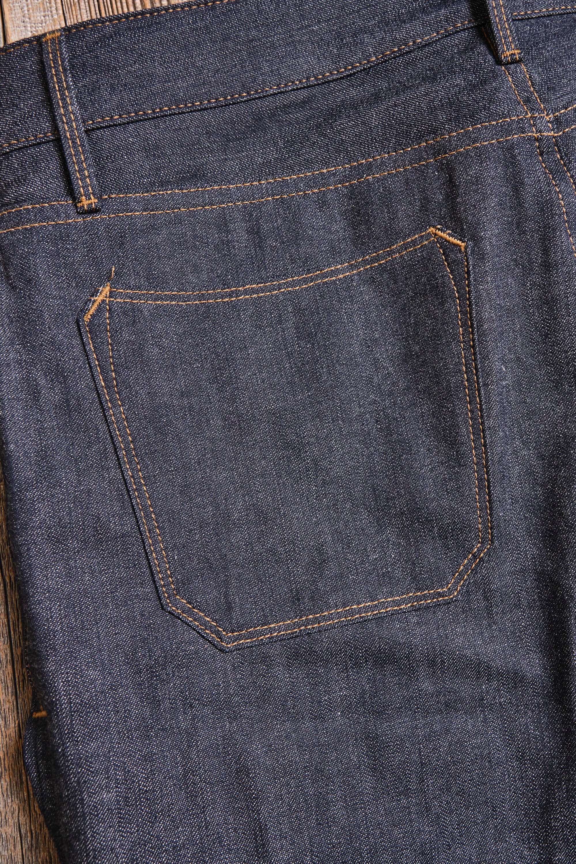 Portola Classic Taper 11 Ounce 1900s Denim - Image 15