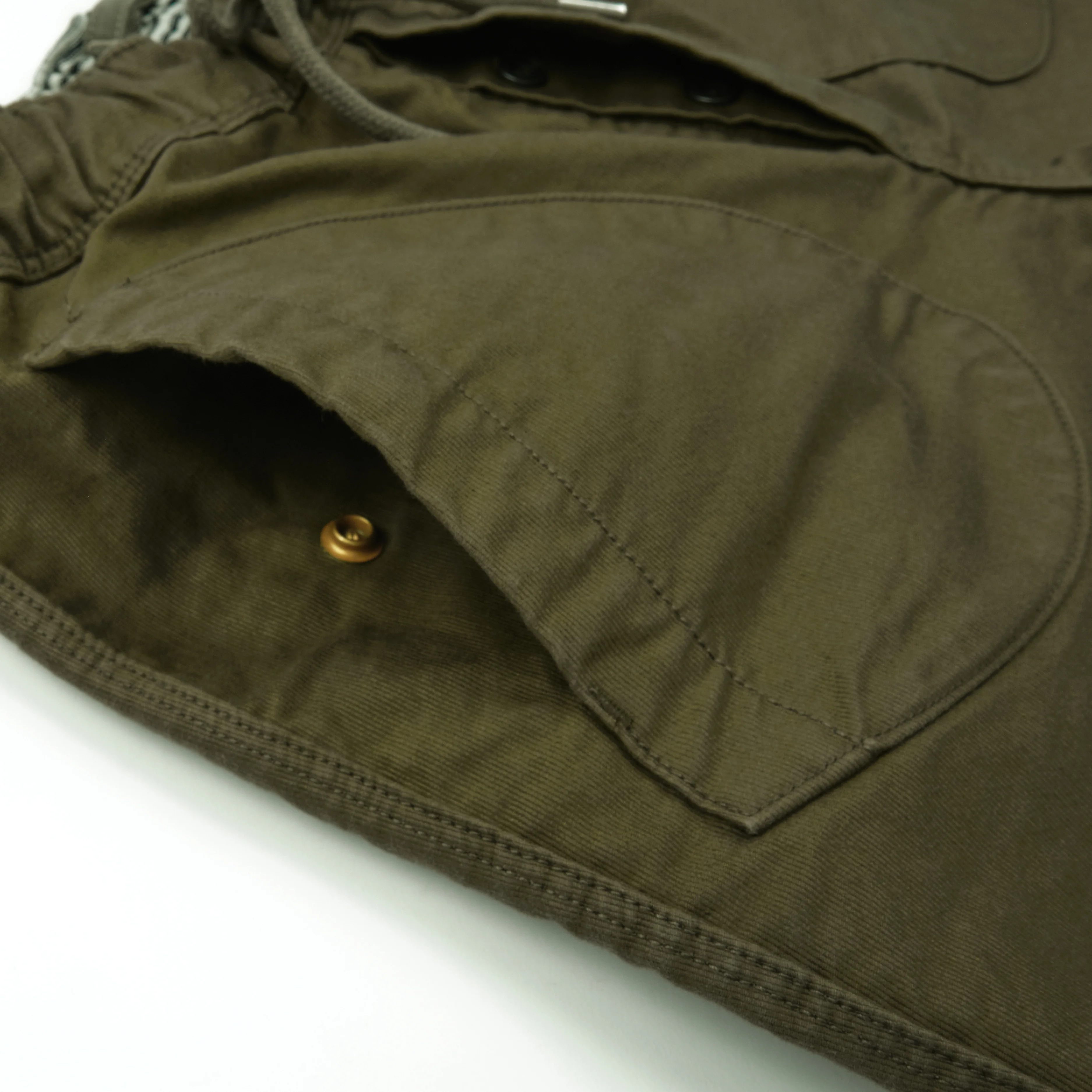 Premium Deck Short Olive - Image 4